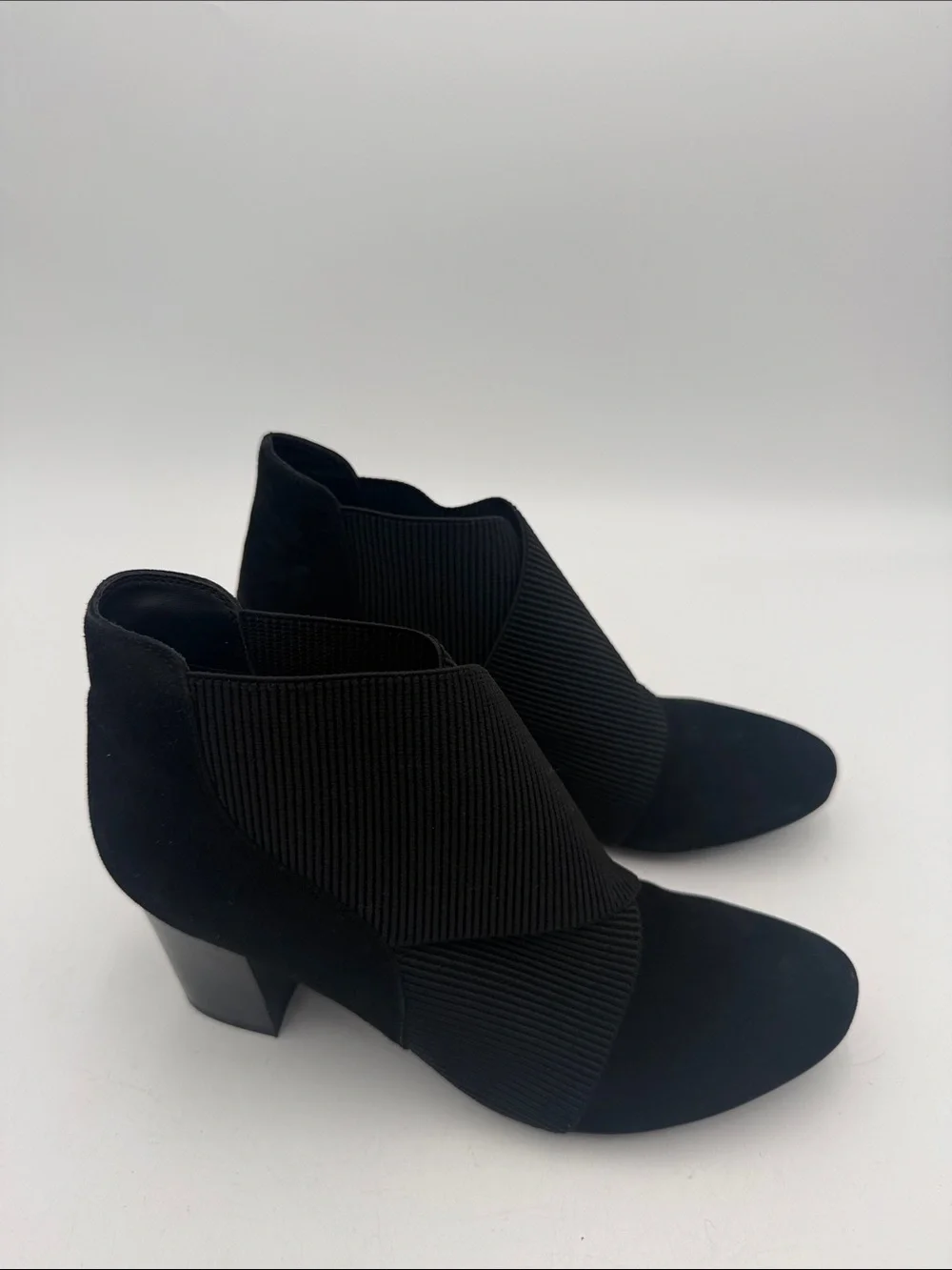 Vintage vaneli Black Women's Ankle Booties 6.5M Textured Elastic Wrap Y2K goth